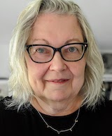 Liz Pub Mktplc Headshot 2020